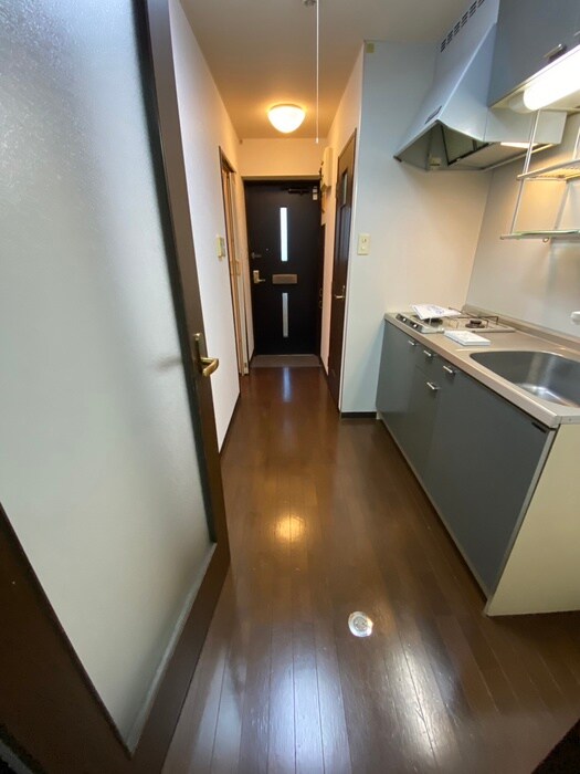 物件内観写真15　(廊下)