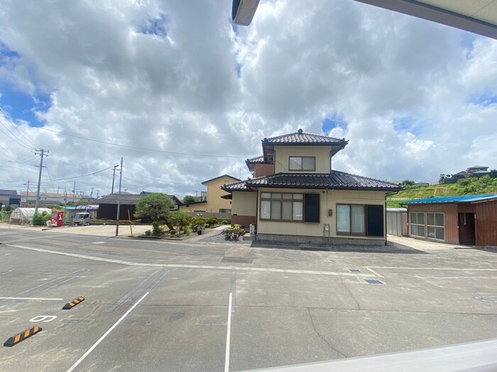 物件内観写真22　(室内からの展望)