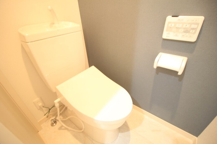 物件内観写真15　(トイレ)