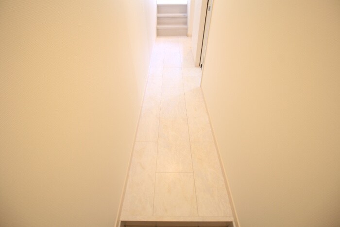物件内観写真18　(廊下)