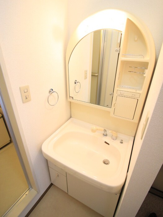 物件内観写真12　(洗面)