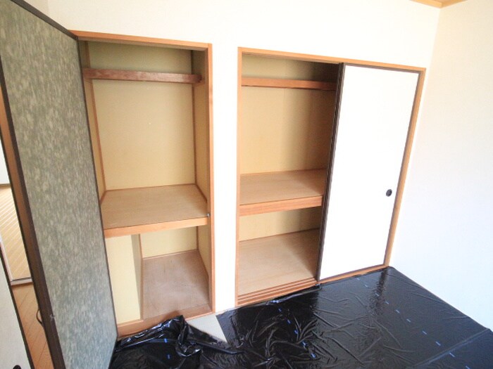 物件内観写真15　(収納)