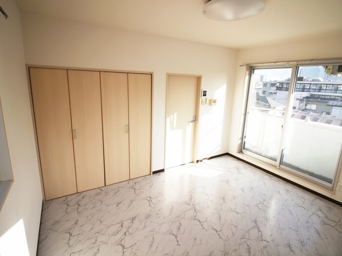 物件内観写真9　(居室)