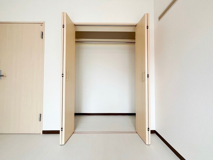 物件内観写真11　(収納)
