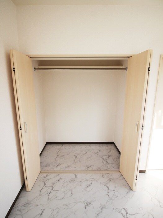 物件内観写真11　(収納)