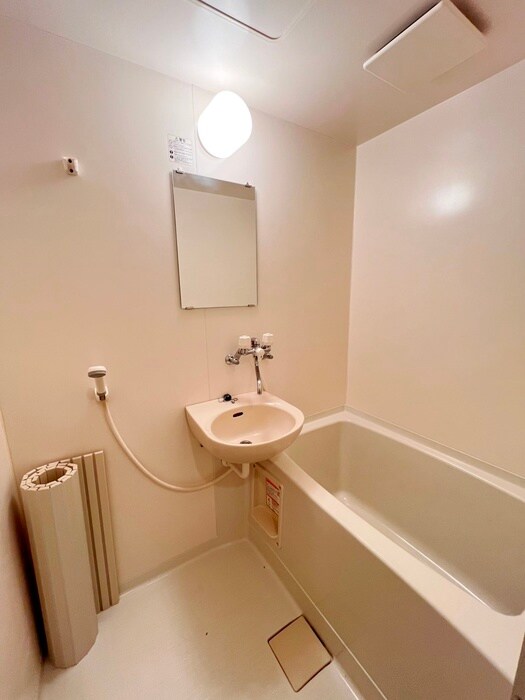 物件内観写真13　(バス／シャワールーム等)