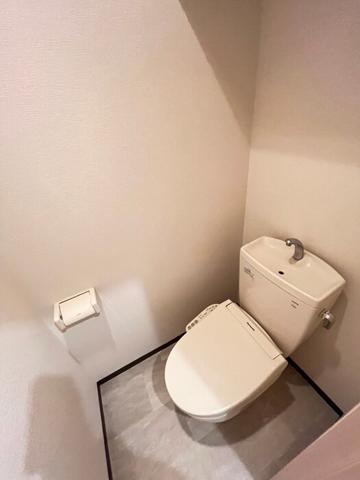 物件内観写真15　(トイレ)