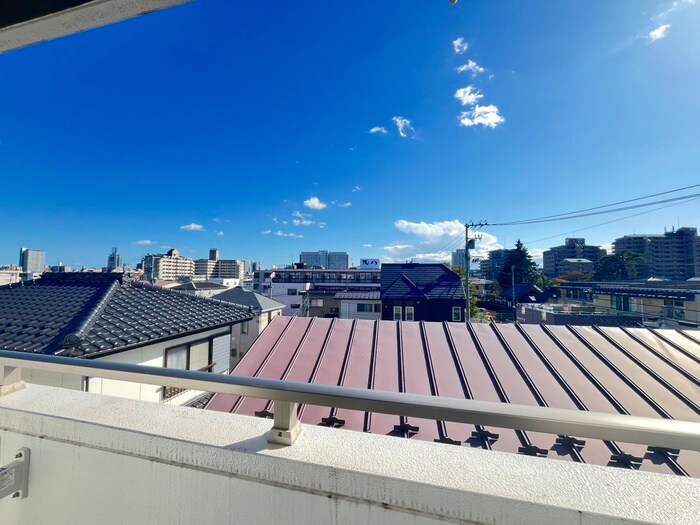 物件内観写真22　(室内からの展望)