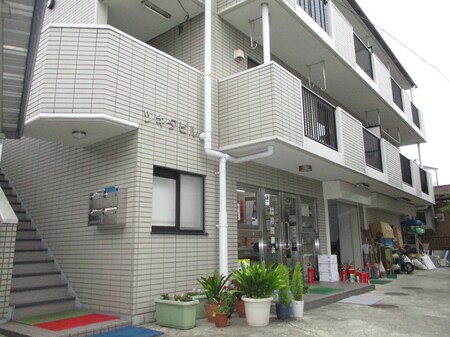 月田ビル外観写真
