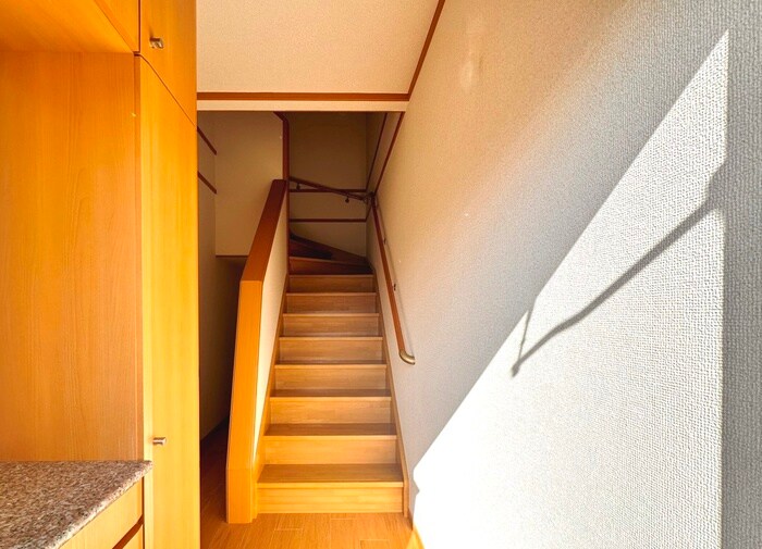 物件内観写真17　(廊下)