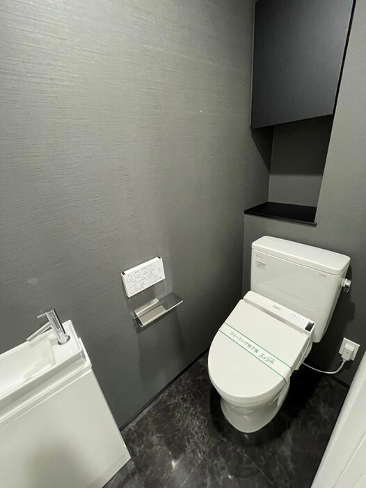 物件内観写真11　(トイレ)