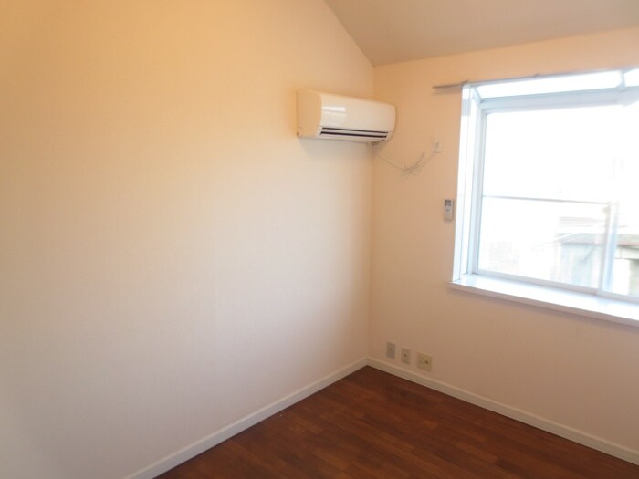 物件内観写真10　(居室)