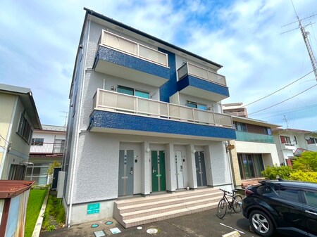 ラ・グラシュ－ズⅡ外観写真