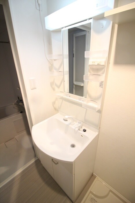 物件内観写真11　(洗面)