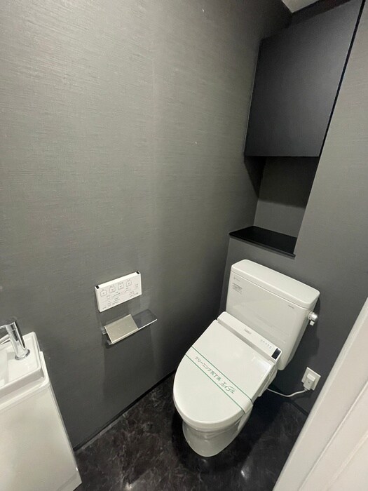 物件内観写真13　(トイレ)