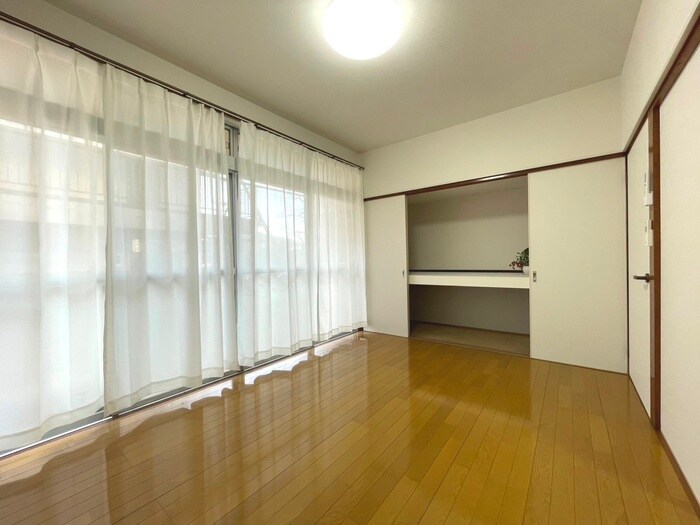 物件内観写真6　(居室)