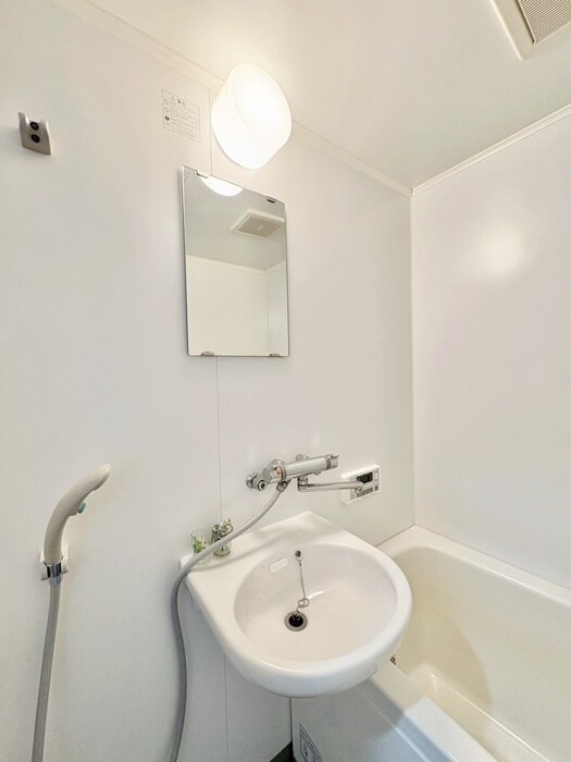 物件内観写真12　(洗面)