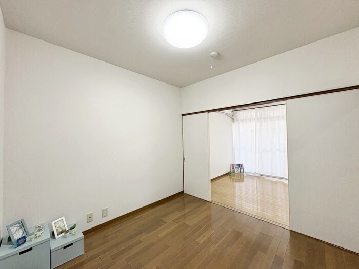物件内観写真17　(居室)