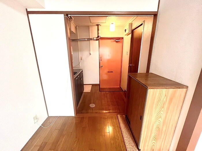 物件内観写真20　(廊下)