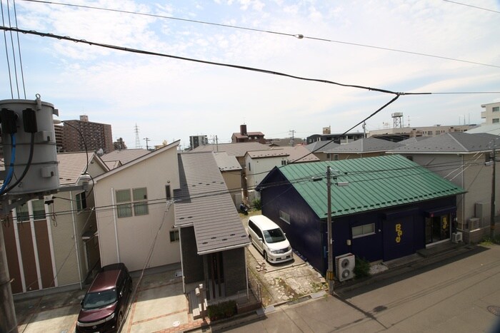 物件内観写真22　(室内からの展望)