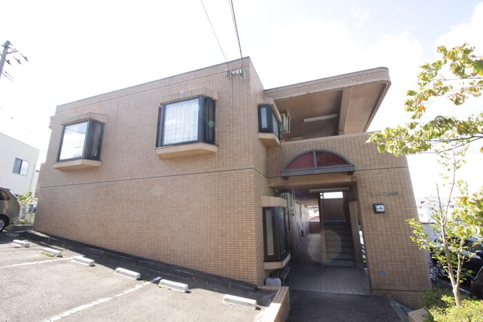 物件外観写真3　(外観写真)