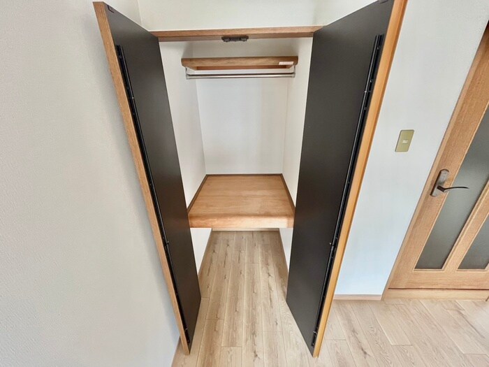 物件内観写真11　(収納)