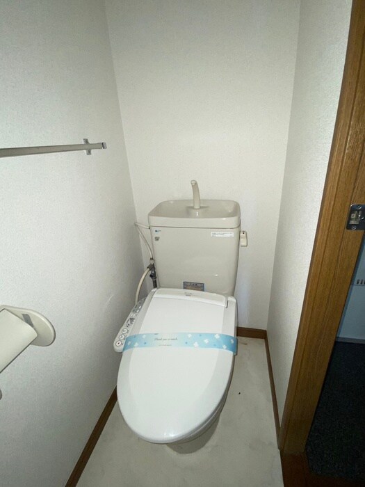 物件内観写真12　(トイレ)