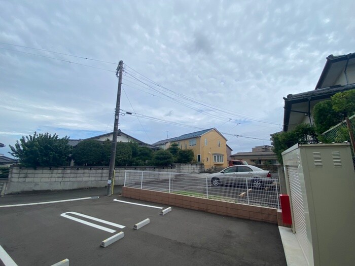 物件内観写真20　(室内からの展望)