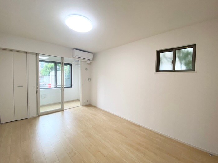 物件内観写真22　(居室)