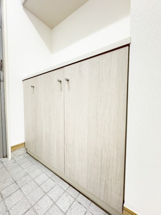 物件内観写真13　(靴箱)