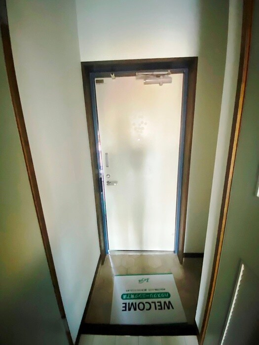 物件内観写真20　(玄関)