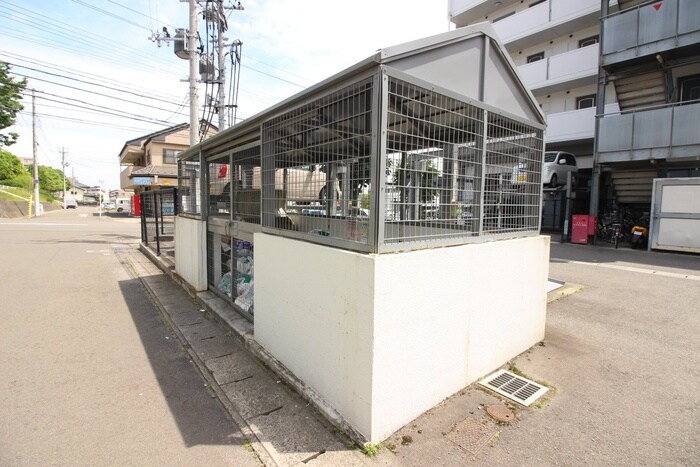 物件外観写真4　(建物設備)