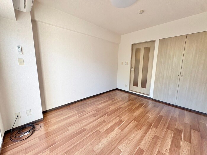 物件内観写真19　(居室)