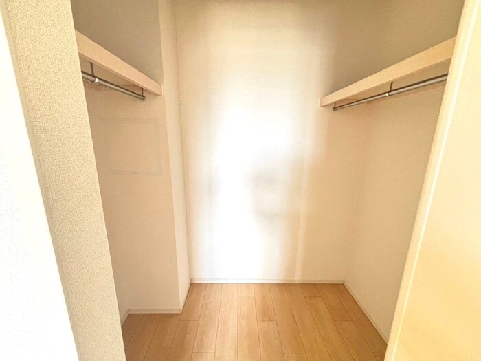 物件内観写真10　(収納)
