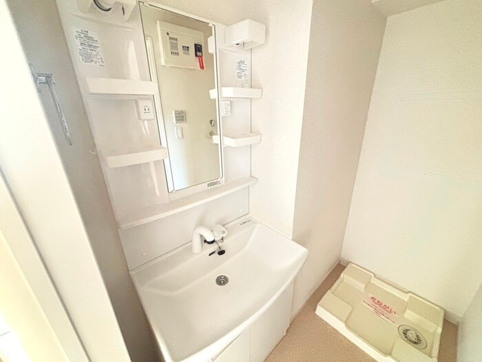 物件内観写真13　(洗面)