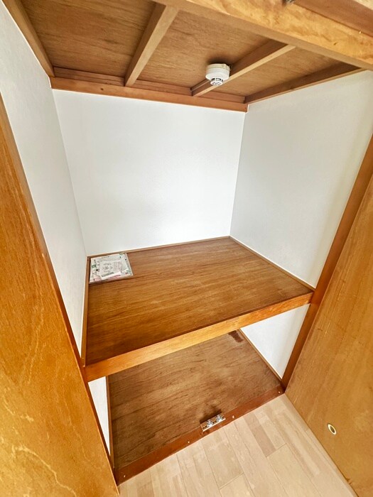 物件内観写真18　(収納)