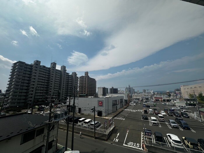 物件内観写真19　(室内からの展望)