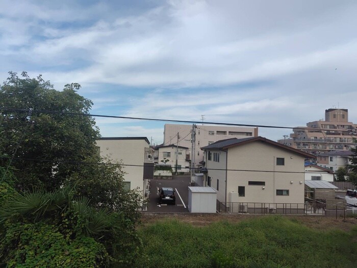 物件内観写真22　(室内からの展望)