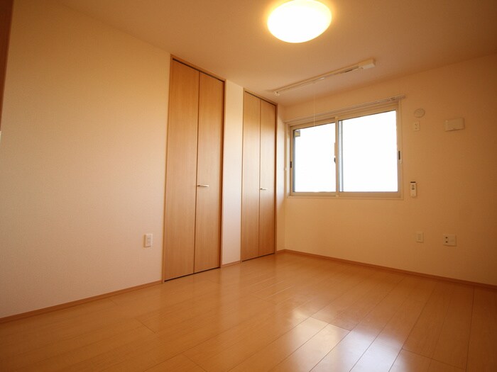 物件内観写真18　(居室)