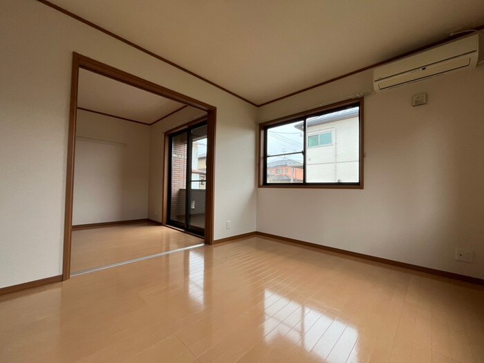 物件内観写真7　(居室)