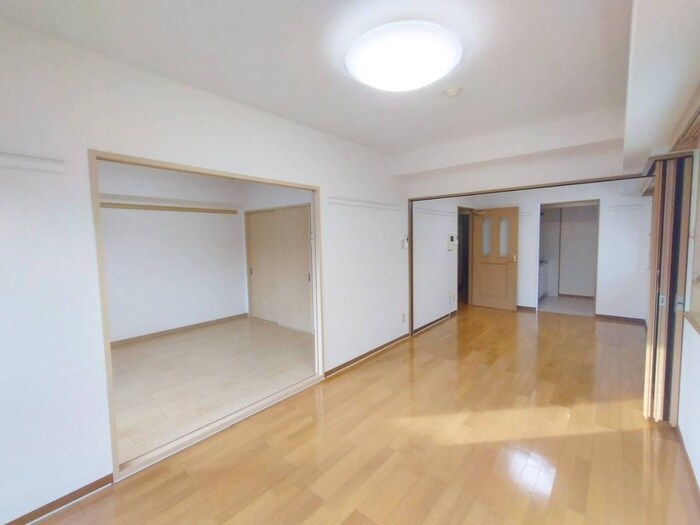 物件内観写真7　(居室)