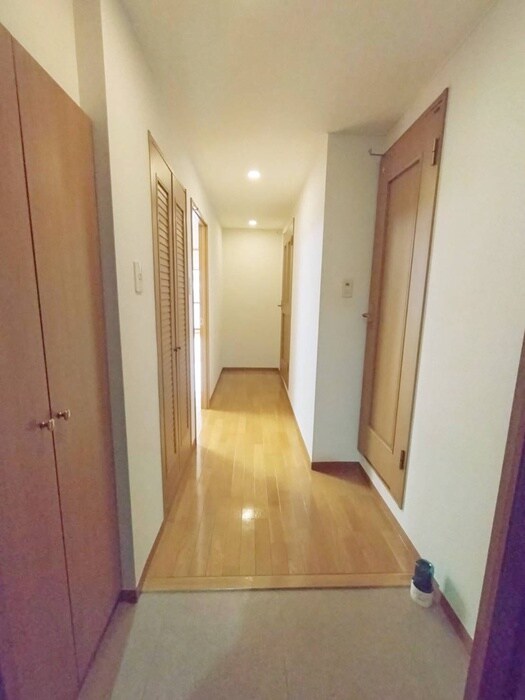 物件内観写真19　(玄関)