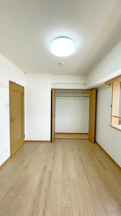 物件内観写真22　(居室)