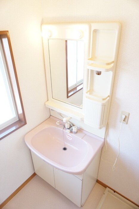 物件内観写真10　(洗面)