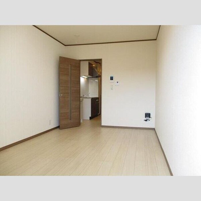 物件内観写真3　(居室)