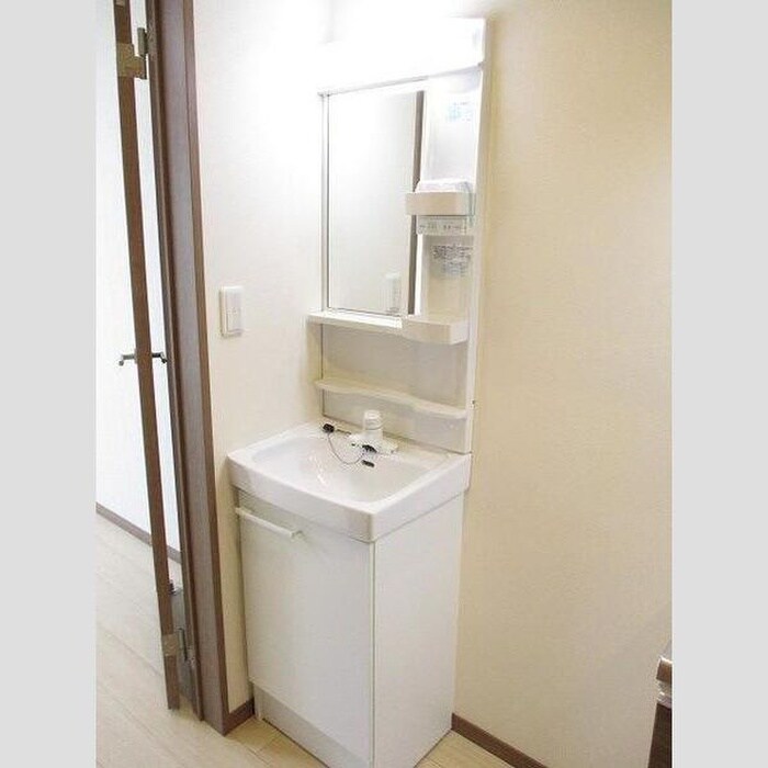 物件内観写真6　(洗面)