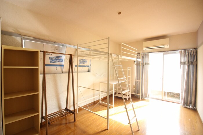 物件内観写真7　(居室)