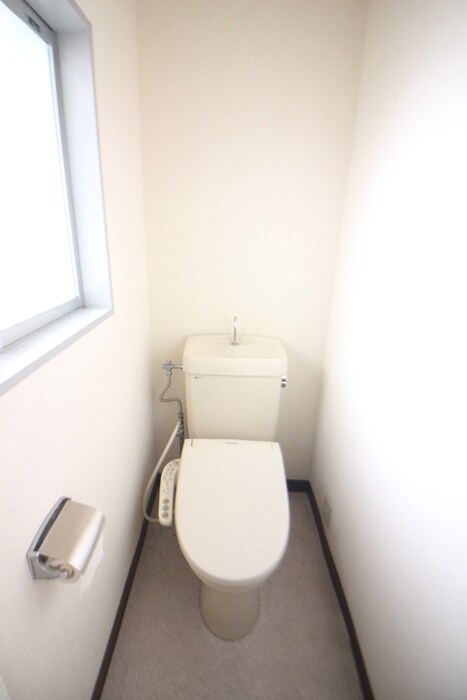 物件内観写真11　(トイレ)