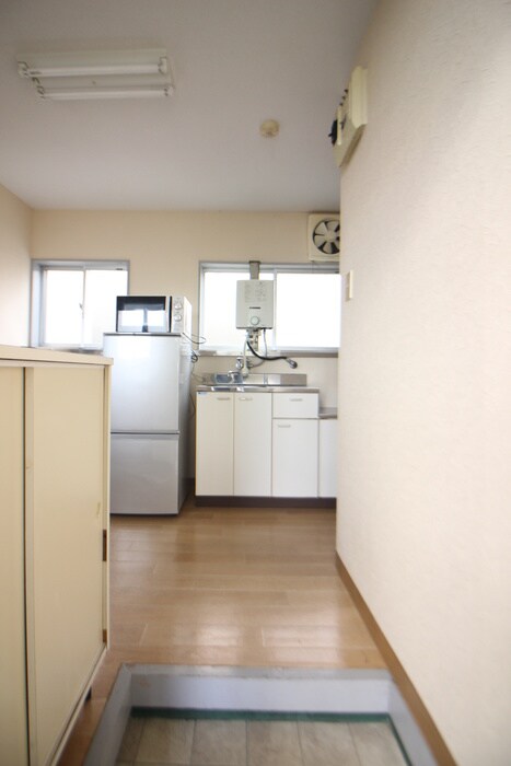 物件内観写真13　(廊下)