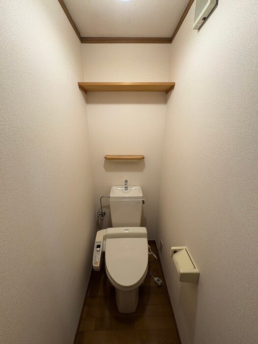 物件内観写真11　(トイレ)